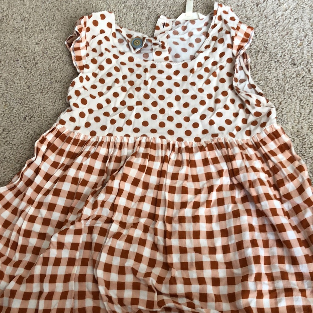 matilda jane shirt. excuse the wrinkles :/